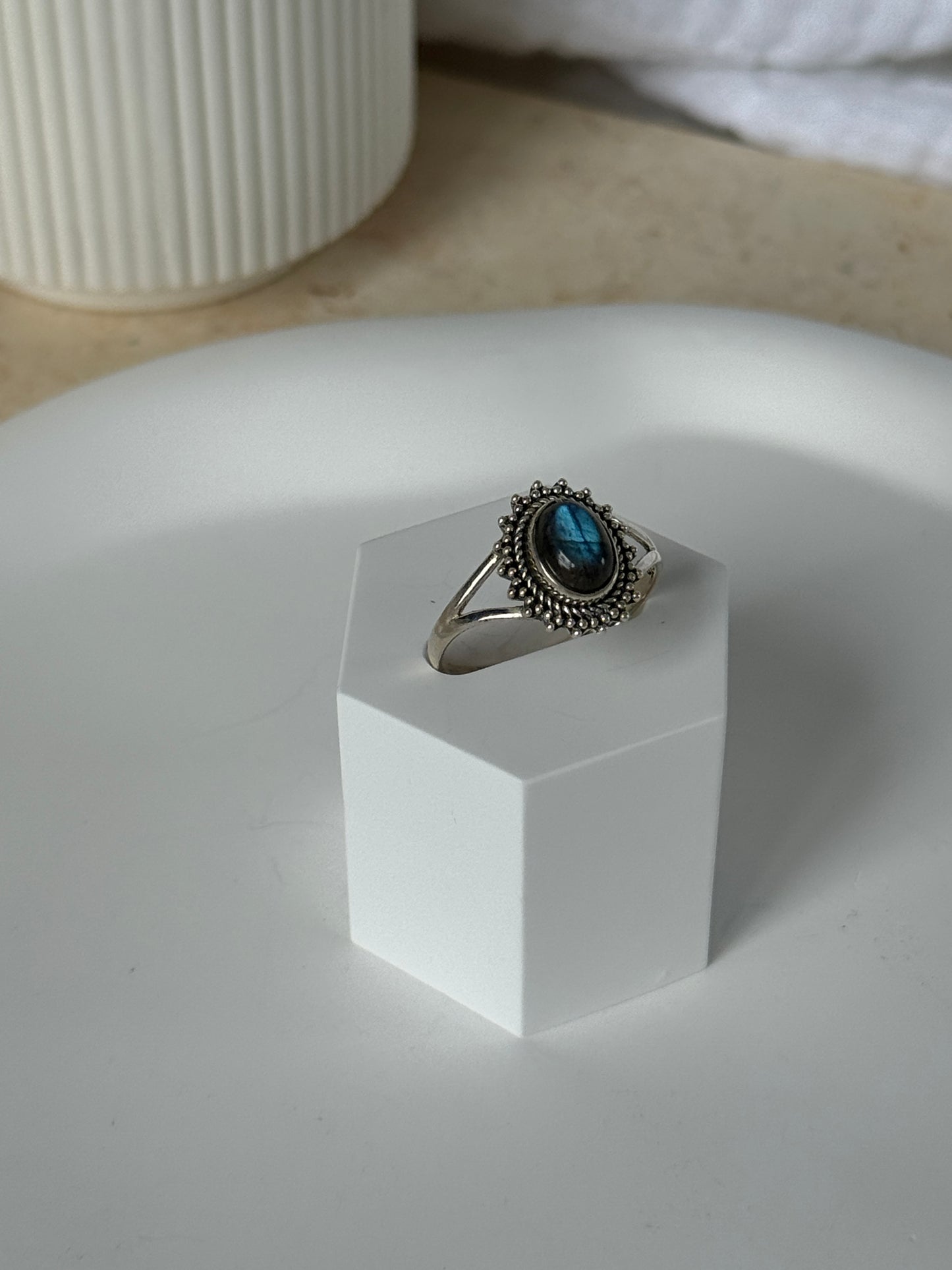 925 Sterling Silver Labradorite Ring - Sun