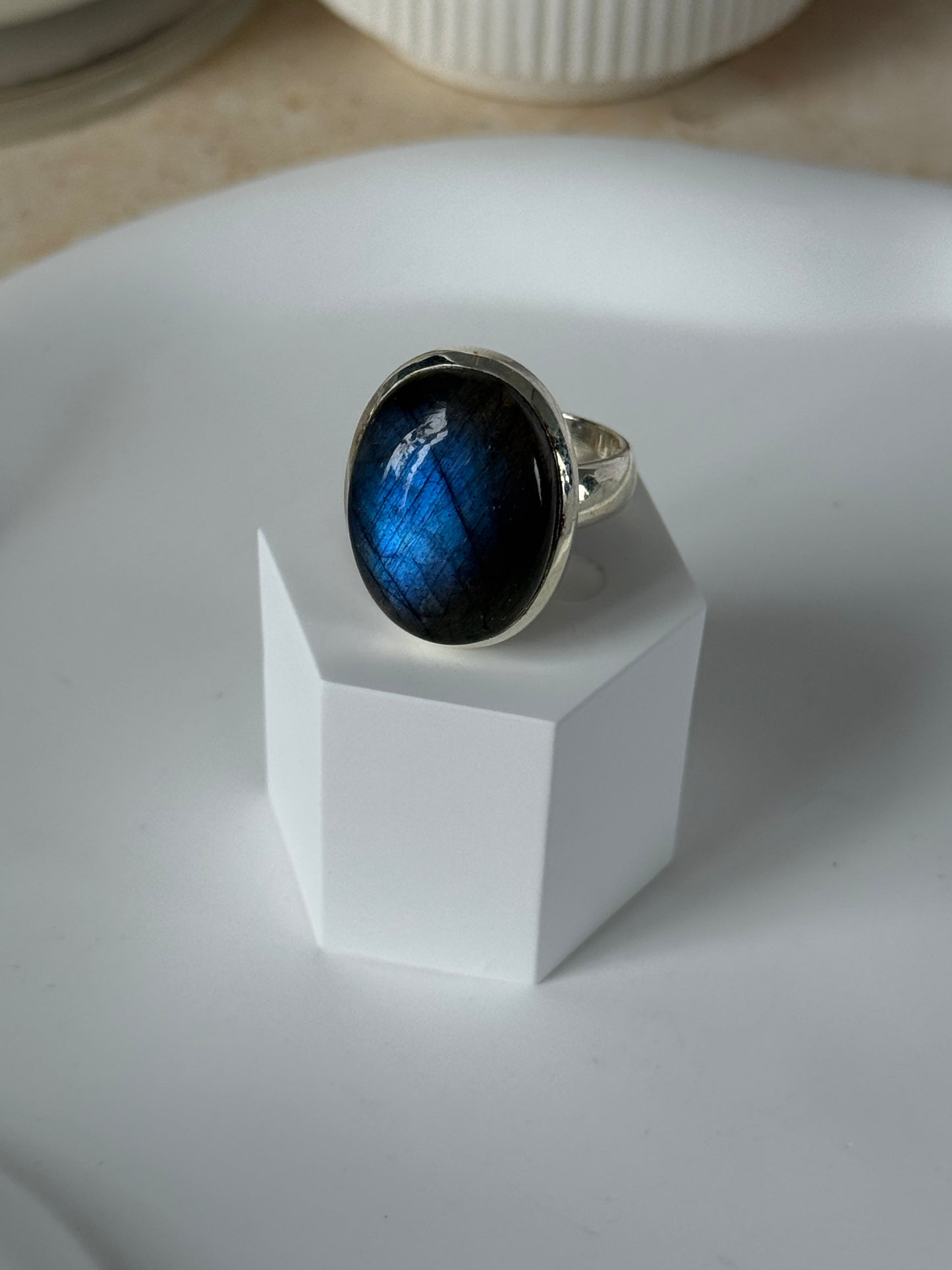 925 Sterling Silver Labradorite Ring
